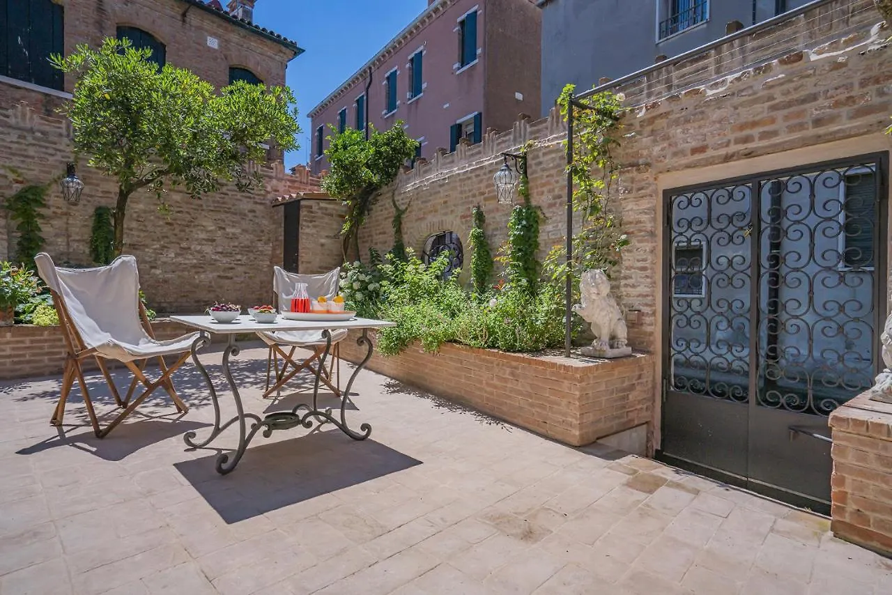 Ca' Minore Secret Garden Venice Italy
