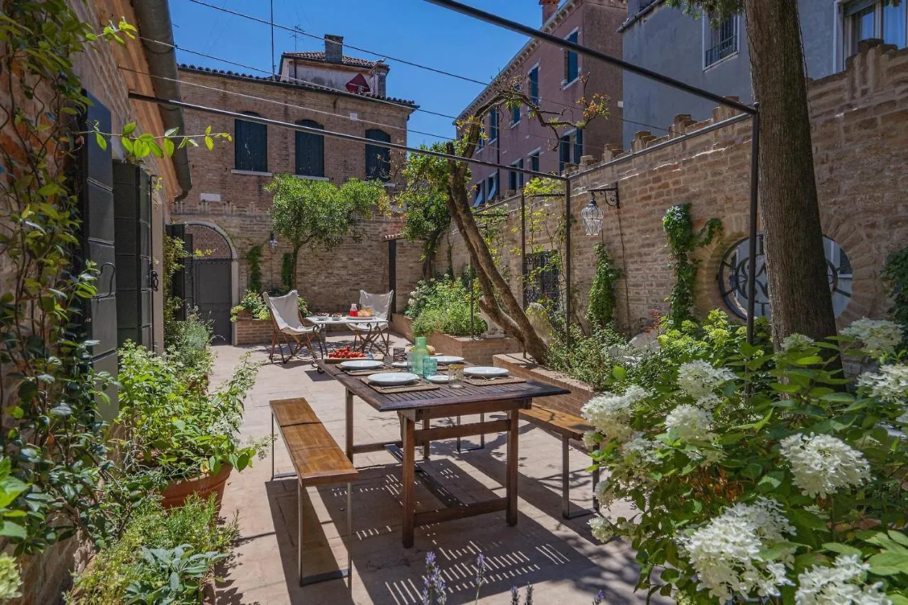 Ca' Minore Secret Garden Venice 0*,  Italy